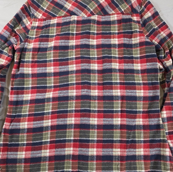 Field & Stream Red and Green Plaid Button Down Shirt - Picture 11 of 11